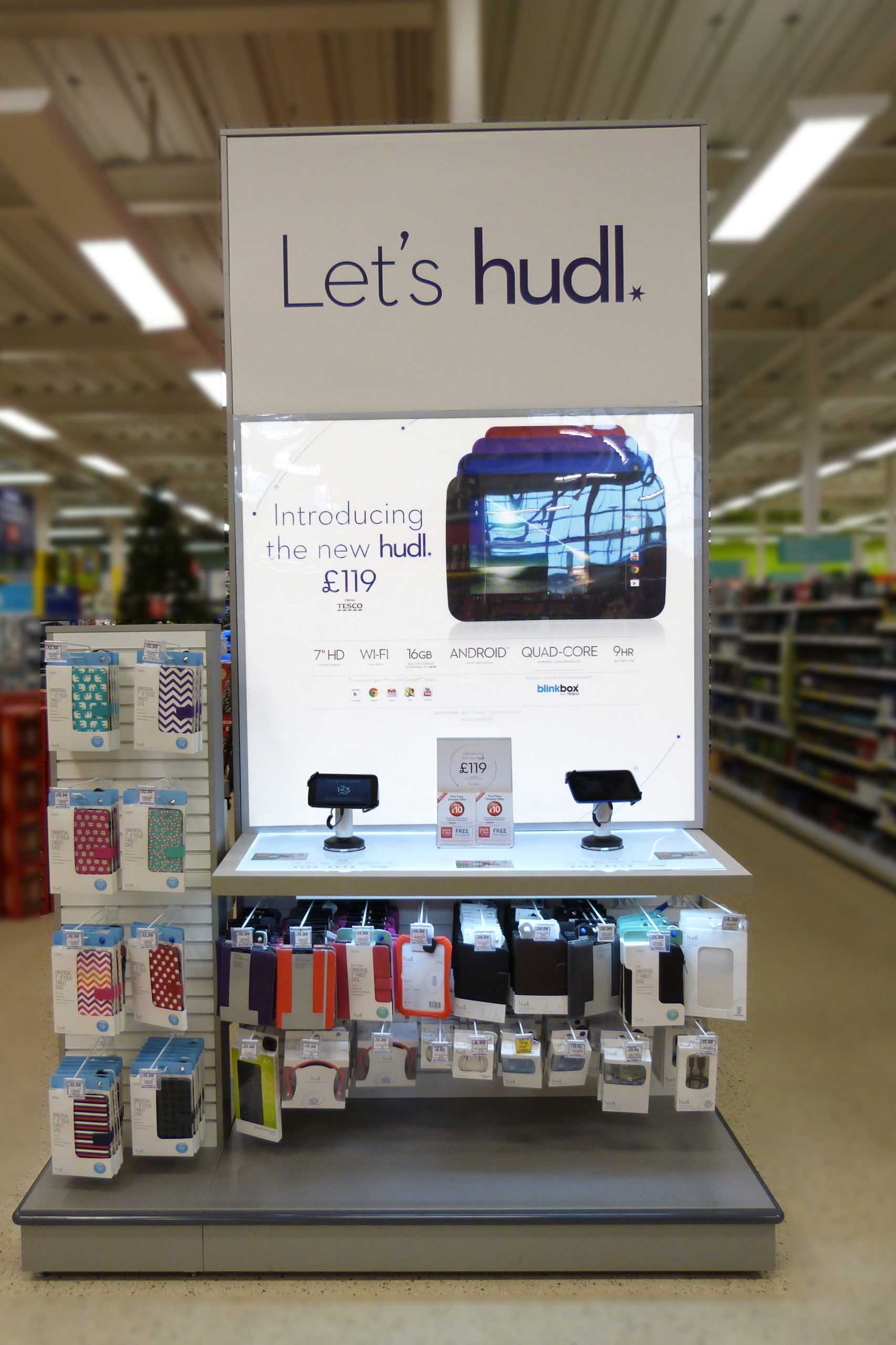 Tesco Hudl POP Roll-out display