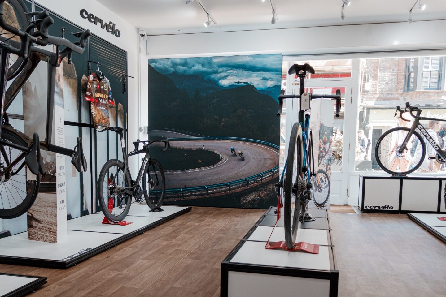 Showroom Displays for Henley Cycles